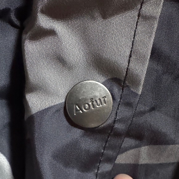 Black Fur-Trimmed Camouflage Parka - Picture 5 of 15